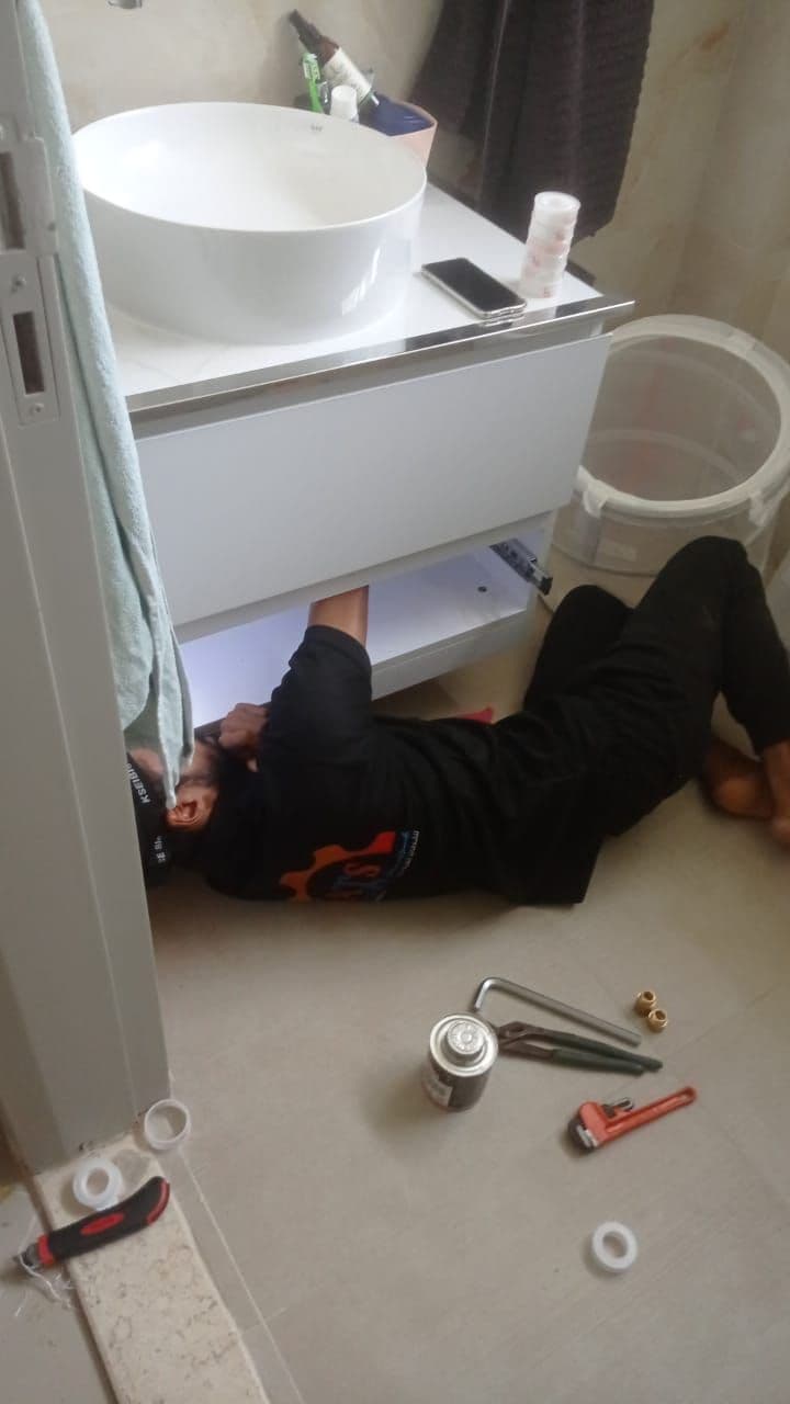 Fix UAE Cheap Handyman photo 4